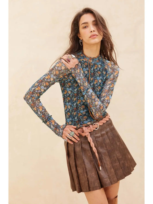 Ashlee Floral Mesh Mock-Neck Raglan-Sleeve Thumbhole Top