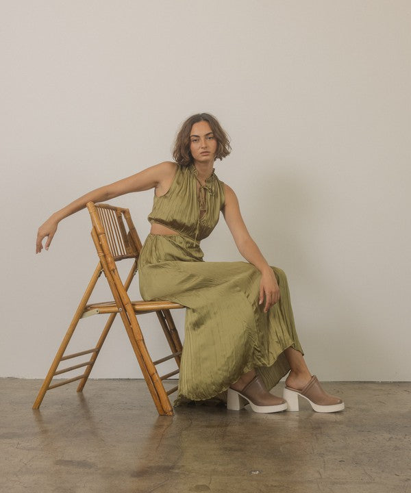 Ava - Platform Clogs