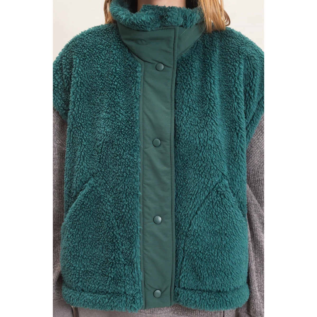 Sherpa Vest with Snap Closure