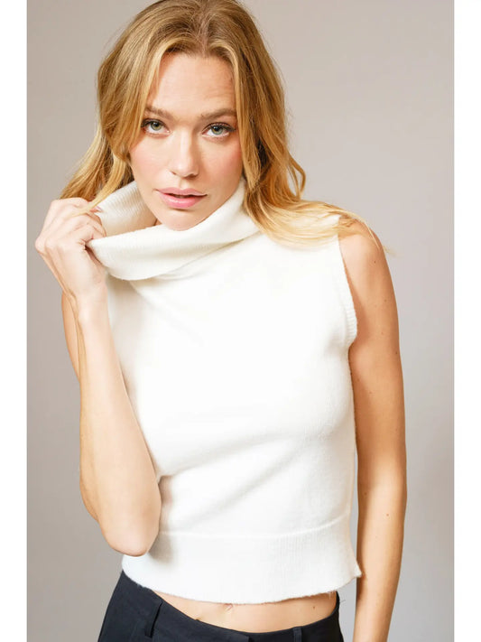Driven Cashmere Blend Sleeveless Turtle Neck