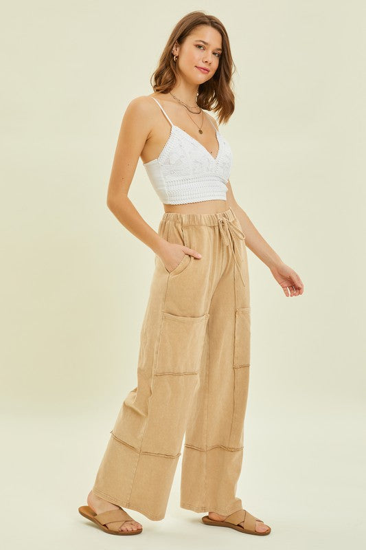 MINERAL-WASHED CURVY CARGO STYLE WIDE-LEG PANTS