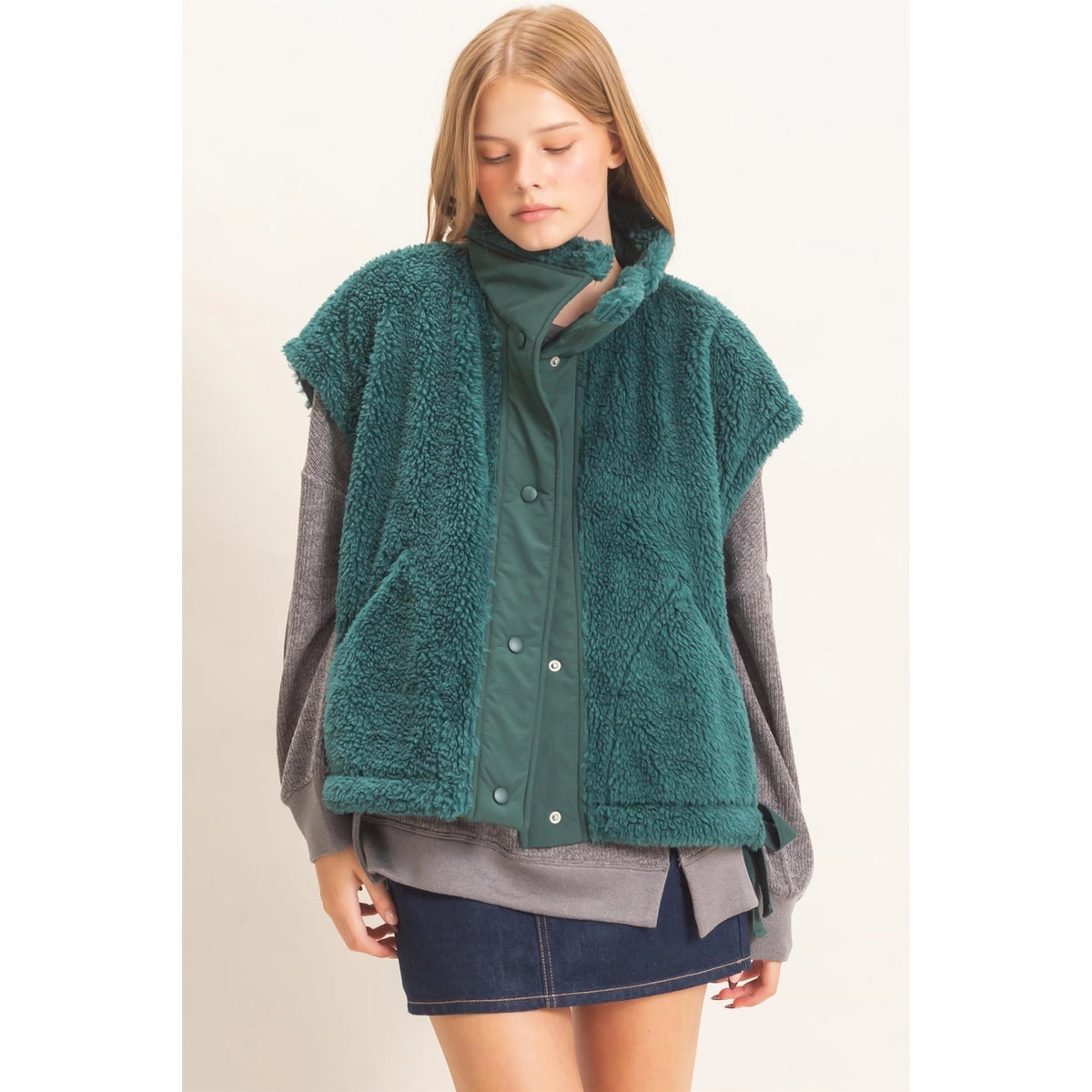Sherpa Vest with Snap Closure