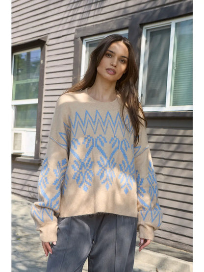 Peaceful Loose-Fit Alpine Knit Exposed-Seam Sweater